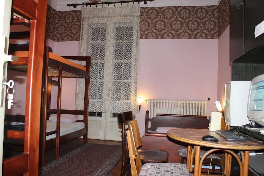 Tash Inn Hostel 베오그라드 외부 사진